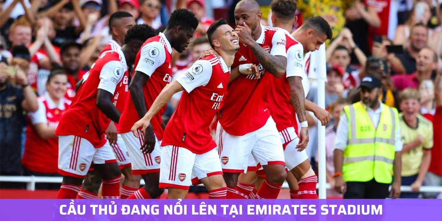 Cầu thủ đang nổi lên tại Emirates Stadium